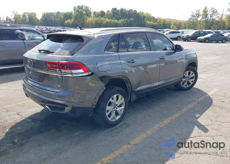 2020 Volkswagen Atlas Cross Sport 2.0T S z USA, uszkodzony, nr VIN 1V2GC2CAXLC202187